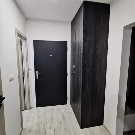 Apartment Halova Bratislava Exterior photo